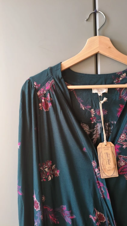 Fat Face omlottblus i viskos med blommönster – bild 2