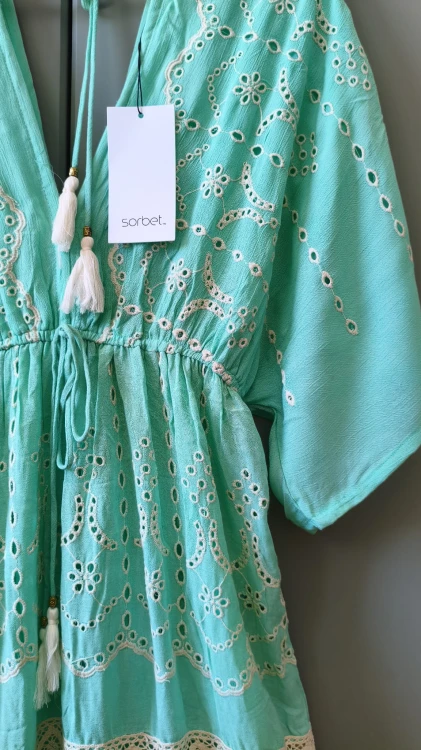 Sorbet-mekko viskoosista koristeellisilla boho-yksityiskohdilla – kuva 7