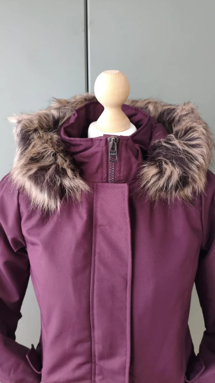 Only-parkas för dam med luva – vadderad vinterjacka för dam med päls – bild 3