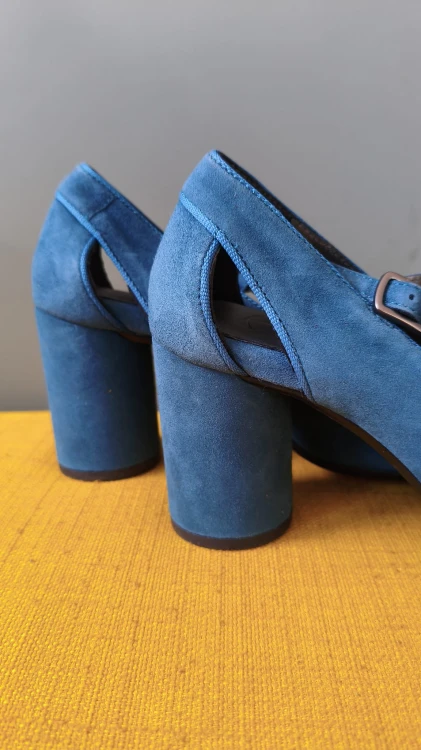 Pumps för dam från Seasalt Cornwall i fårskinn – skor i läder med klack – bild 6