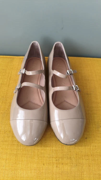 Sofie Schnoor naisten nahkaiset ballerinat – kiiltonahkaiset Mary Jane -nahkakengät – kuva 7