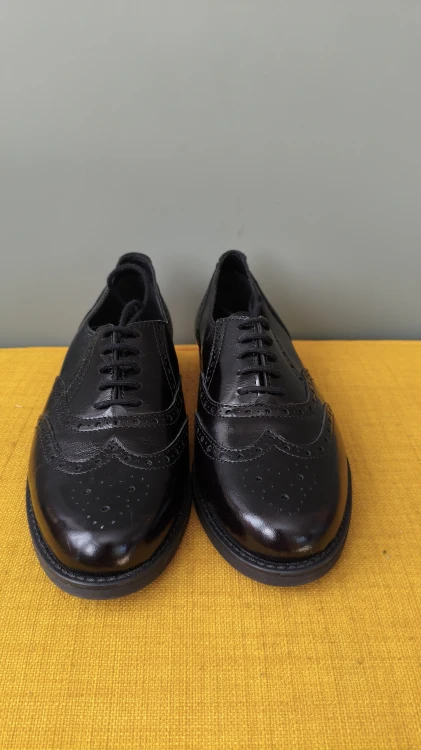 Sofie Schnoor naisten nahkakengät – tyylikkäät nahkaiset oxford-brogue-kengät – kuva 6