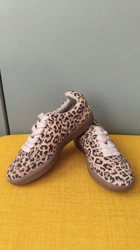 Læder sneakers til kvinder Sofie Schnoor – ruskindssko med leopardprint – billede 2