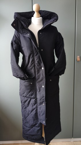 Lang quiltet dametrenchcoat Object med hætte – maxifrakke