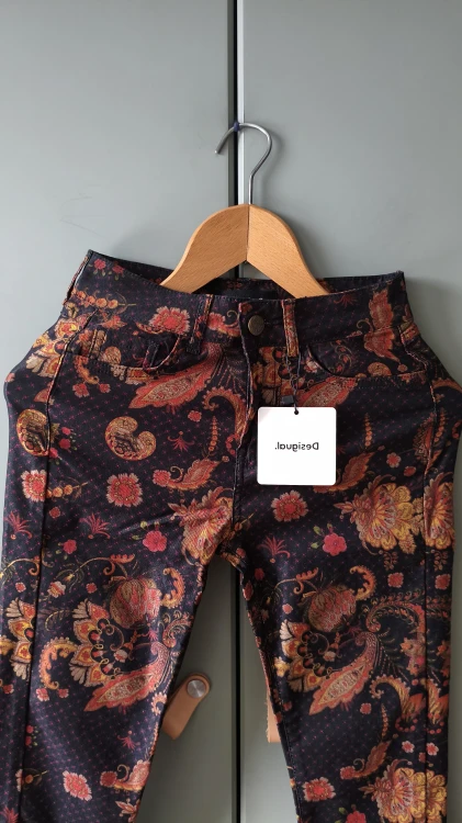 Desigual naisten kuviolliset housut – alkuperäiset Desigual-housut – kuva 2