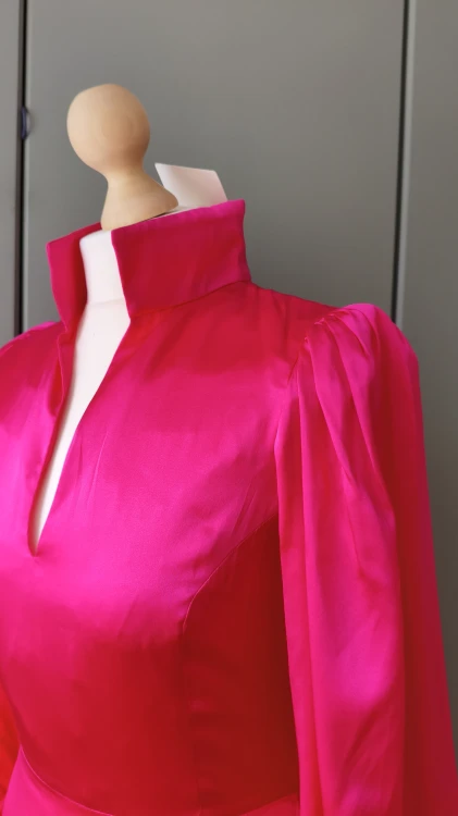 Dea Kudibal naisten silkkimekko silkkivuorella – tyylikäs premium-mekko – kuva 11