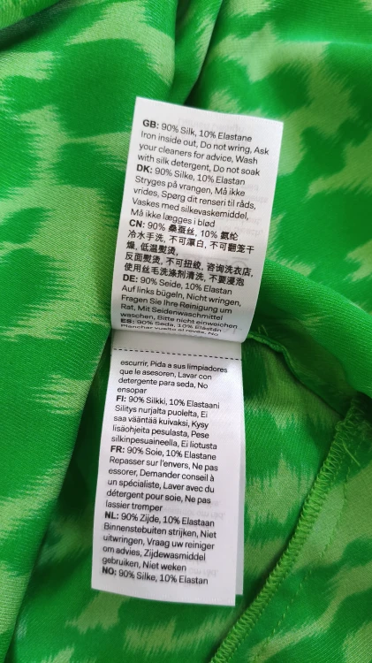Dea Kudibal -silkkimekko – tyylikäs premium-mekko rusetilla – kuva 11