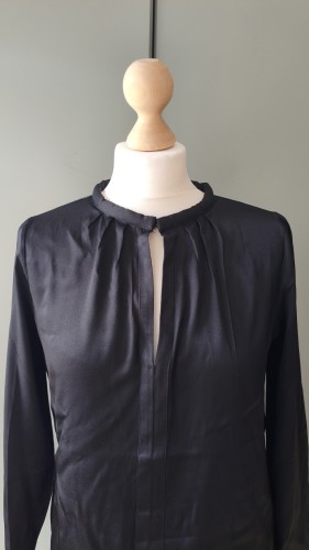 Dea Kudibal silkkipusero Mulberry Silk -silkistä – tyylikäs premium-pusero – kuva 2