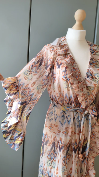 Dea Kudibal silkkimekko – tyylikäs naisellinen premium-mekko – kuva 7
