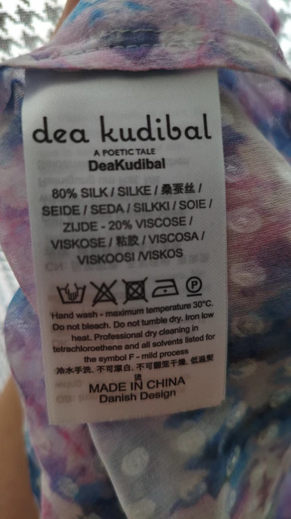 Dea Kudibal silkkipusero naisille – tyylikäs kuvioitu premium-pusero – kuva 10