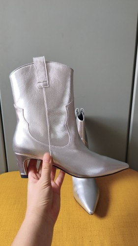 Boots i skinn från Shoe The Bear – damboots i äkta skinn