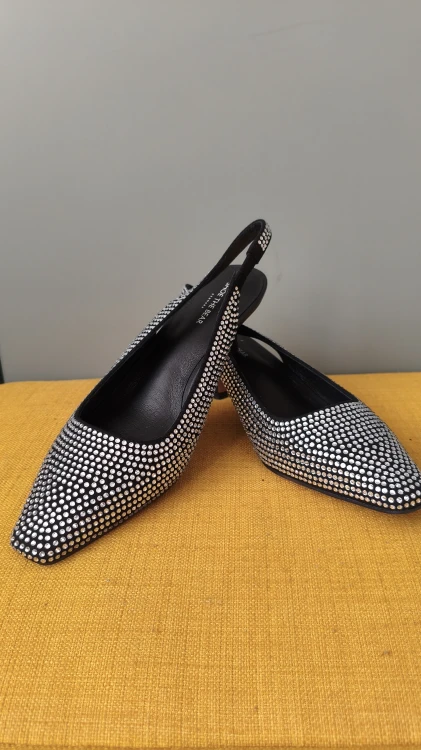 Skórzane czółenka Shoe The Bear z kryształkami – eleganckie buty damskie – zdjęcie 3