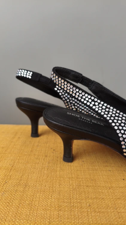 Skórzane czółenka Shoe The Bear z kryształkami – eleganckie buty damskie – zdjęcie 9