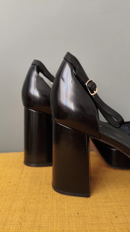 Shoe The Bear pumps i läder med platå – eleganta damskor – bild 6