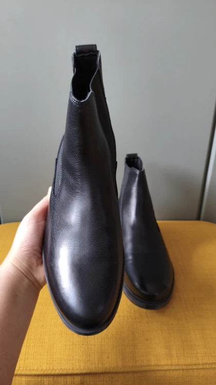 Shoe The Bear støvletter i læder – klassiske dameboots i læder – billede 2