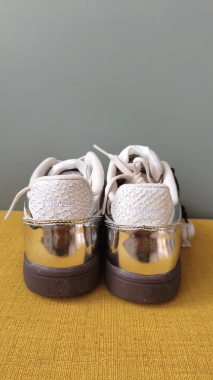 Skórzane sneakersy Woden – damskie buty ze skóry naturalnej – zdjęcie 6