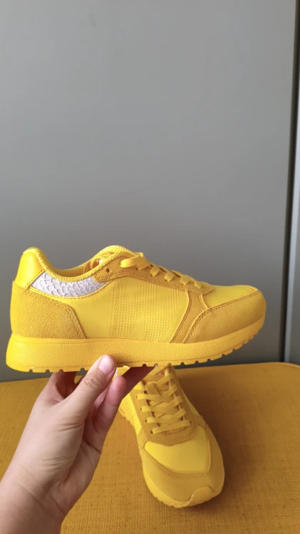 Sneakersy WODEN ze skórą – damskie buty sportowe premium – zdjęcie 2