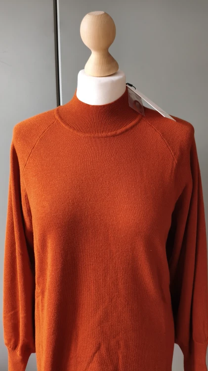 InWear – dzianinowa sukienka z wiskozy z golfem, elegancka sukienka swetrowa damska – zdjęcie 5