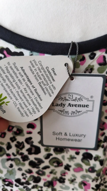 Lady Avenue – täplikäs hihaton naisten yöpaita bambuviskoosista, mukava yöasu – kuva 8