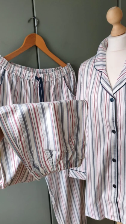 Lady Avenue – pehmeä naisten pyjama bambusviskoosista ja puuvillasta, mukava yöpukusetti – kuva 6