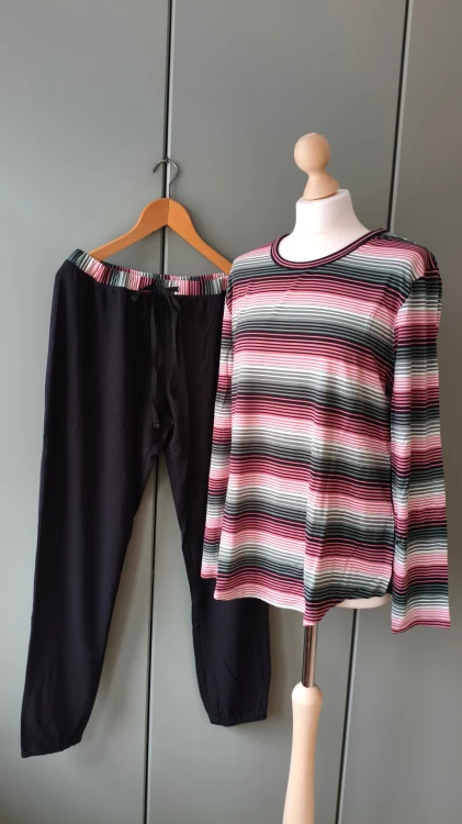 Lady Avenue – mjuk dampyjamas i bambusviskos, bekväm pyjamasset för natt och hemmakvällar