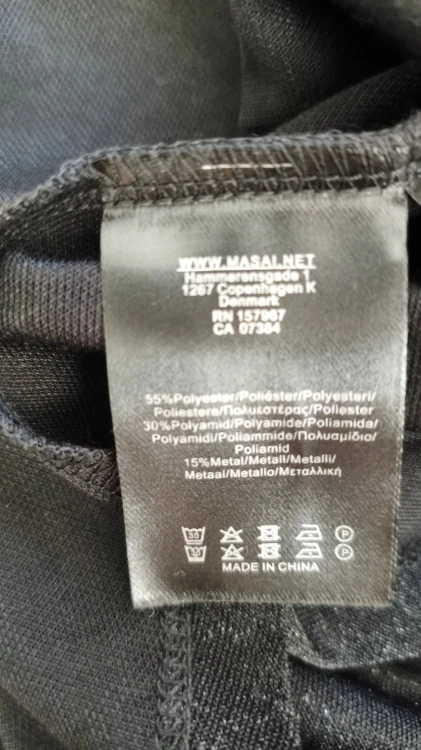 Masai – elegant dameskjole med glimmertråd, behagelig mini kjole i premium kvalitet – billede 9