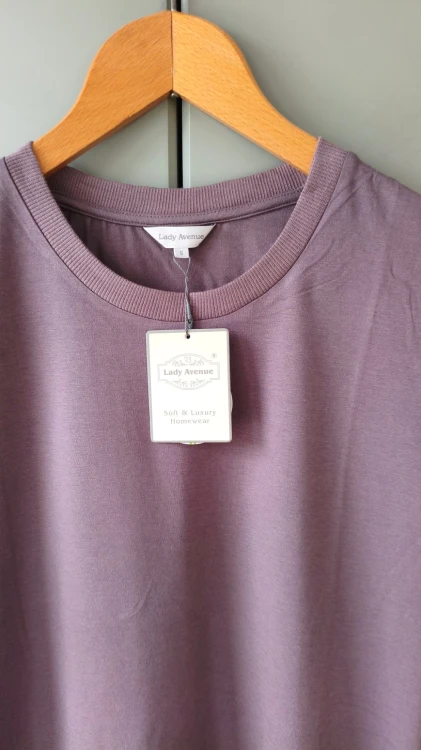 Lady Avenue – blød dame-T-shirt i bambusviskose, behagelig til hjemmebrug og hverdagen – billede 2