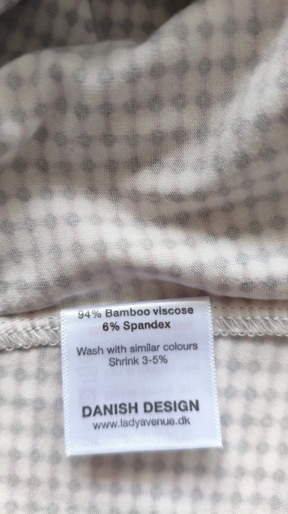Lady Avenue – miękka piżama damska dwuczęściowa, komplet do spania i odpoczynku w domu – zdjęcie 9