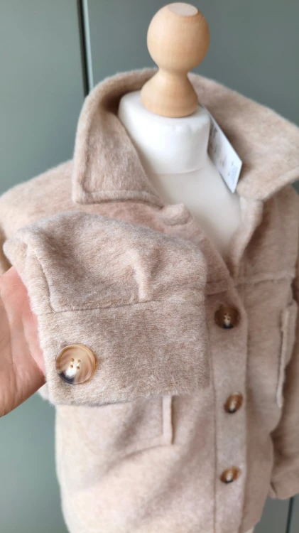 Sorbet – varm jakke med uld til kvinder, kort skjortejakke med lommer og knapper – billede 3