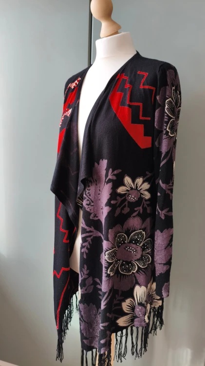 Desigual – lång damkardigan med fransar, löst slängkofta med asymmetrisk framsida – bild 4