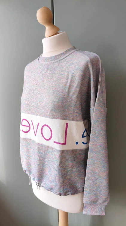 Desigual – behagelig dame-sweatshirt med glimmertråd, moderigtig oversize-sweatshirt med Love-tekst – billede 3