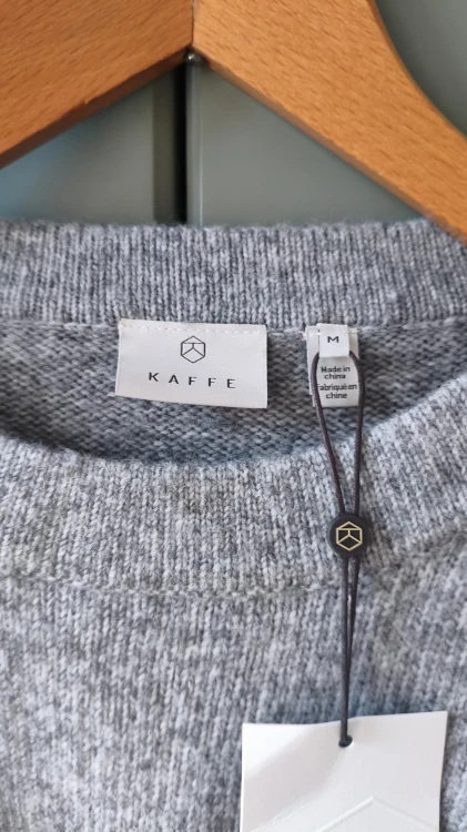 Kaffe – behagelig dametrøje med hulmønster, blød premium pullover – billede 6