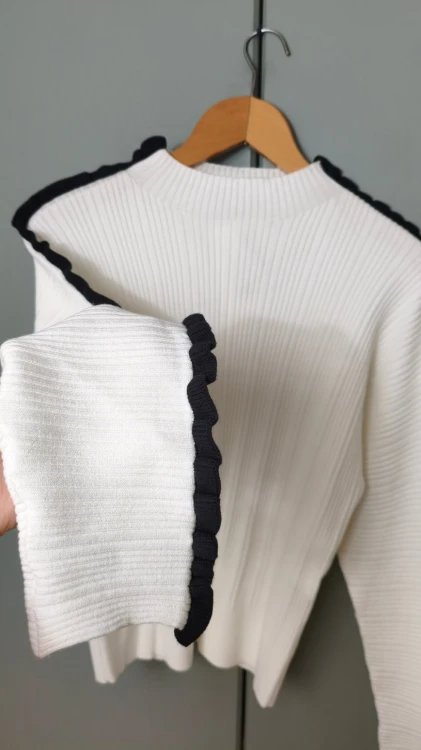 Kaffe – damestrøje med flæser, elegant bluse med lange ærmer i premiumkvalitet – billede 4