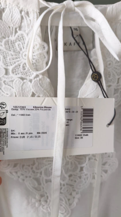 Kaffe – spetsblus för dam med snörning, elegant damskjorta med dekorativa detaljer – bild 9