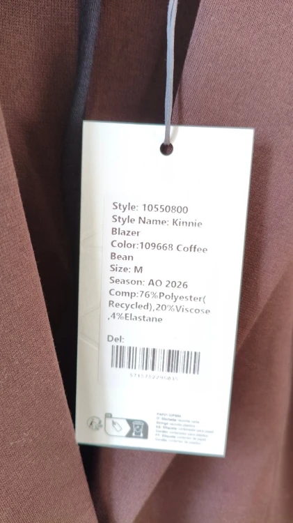 Kaffe – elegancki żakiet damski, wygodna marynarka damska premium do pracy i na co dzień – zdjęcie 11