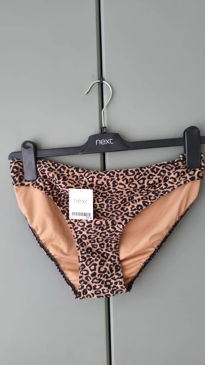 Next bikinitrusser med pantermønster