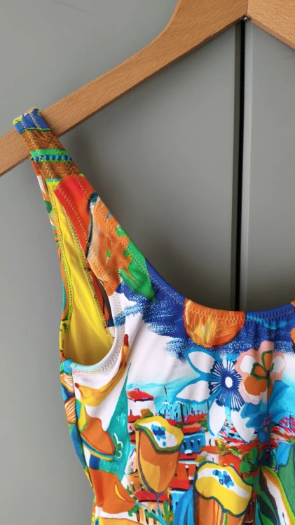 Värikäs Desigual-uimapuku trooppisella printillä – kuva 2