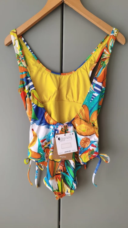 Värikäs Desigual-uimapuku trooppisella printillä – kuva 6