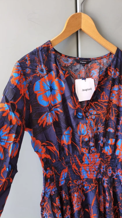 Desigual-mekko viskoosista kukkakuvioilla – kuva 3