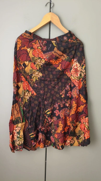 Desigual-kjol i viskos med blommönster – bild 8